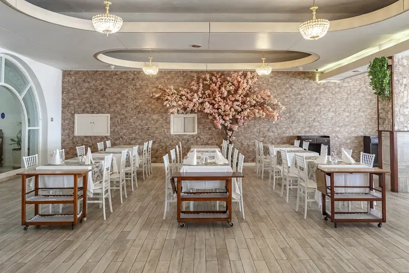 Dome Hotel etkinlik