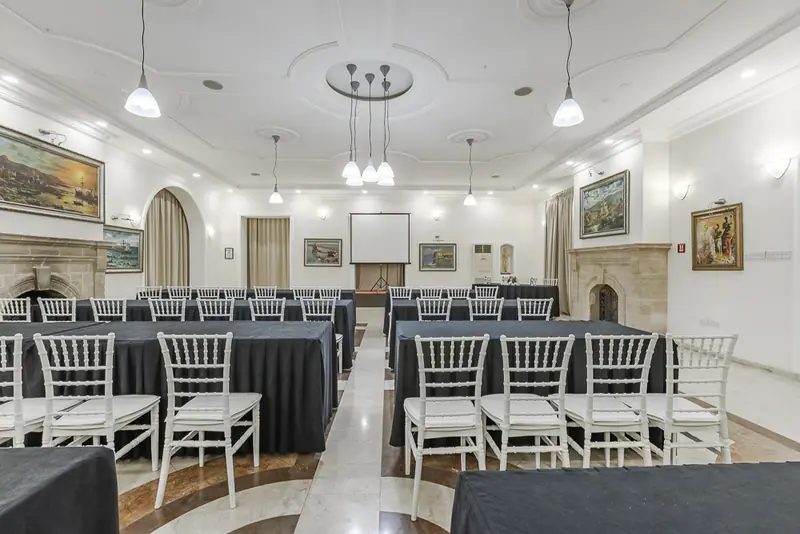 Dome Hotel etkinlik