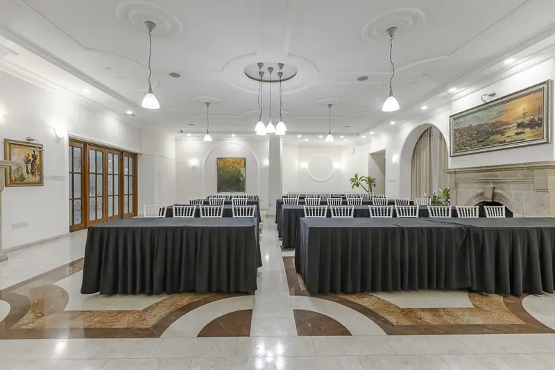 Dome Hotel etkinlik