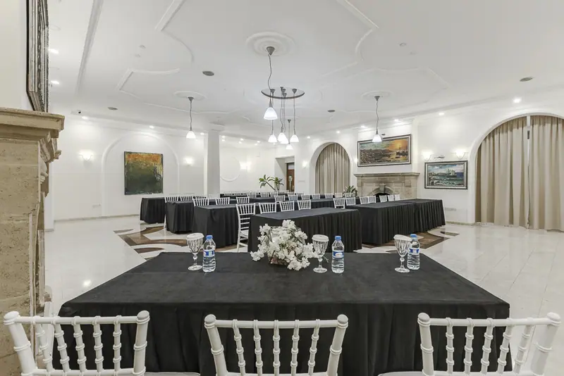Dome Hotel etkinlik