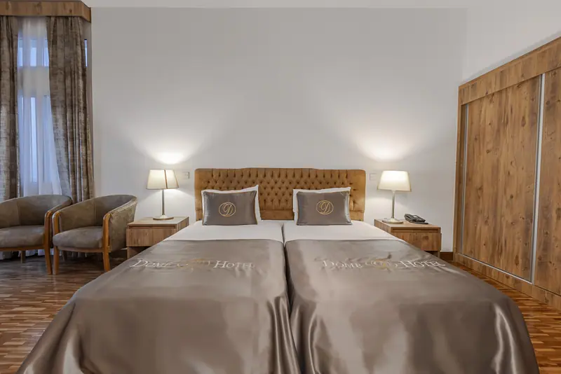 Dome Hotel oda