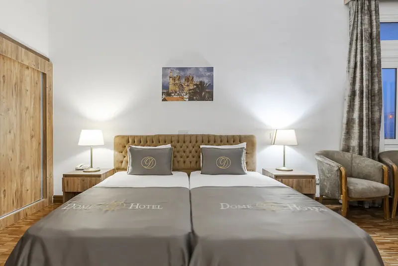 Dome Hotel oda