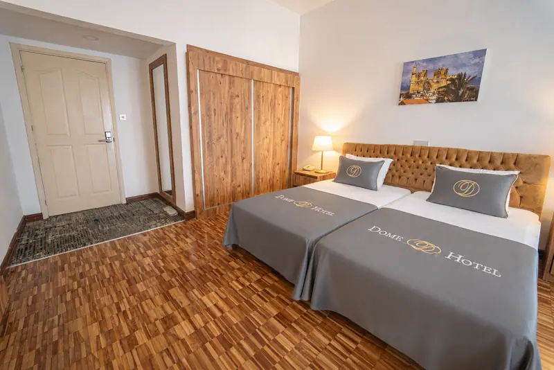 Dome Hotel oda