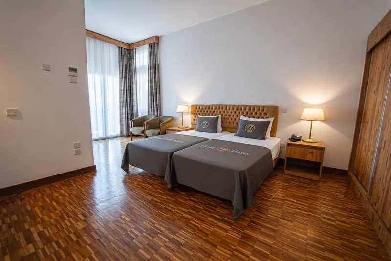 Dome Hotel oda